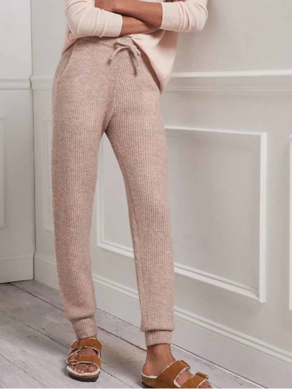 Anthropologie - Women's Pink Heathered Knit Sweater - Size M